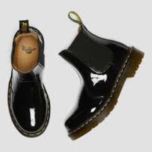 Like New Dr. Martens 2976 Chelsea Patent Leather Boots